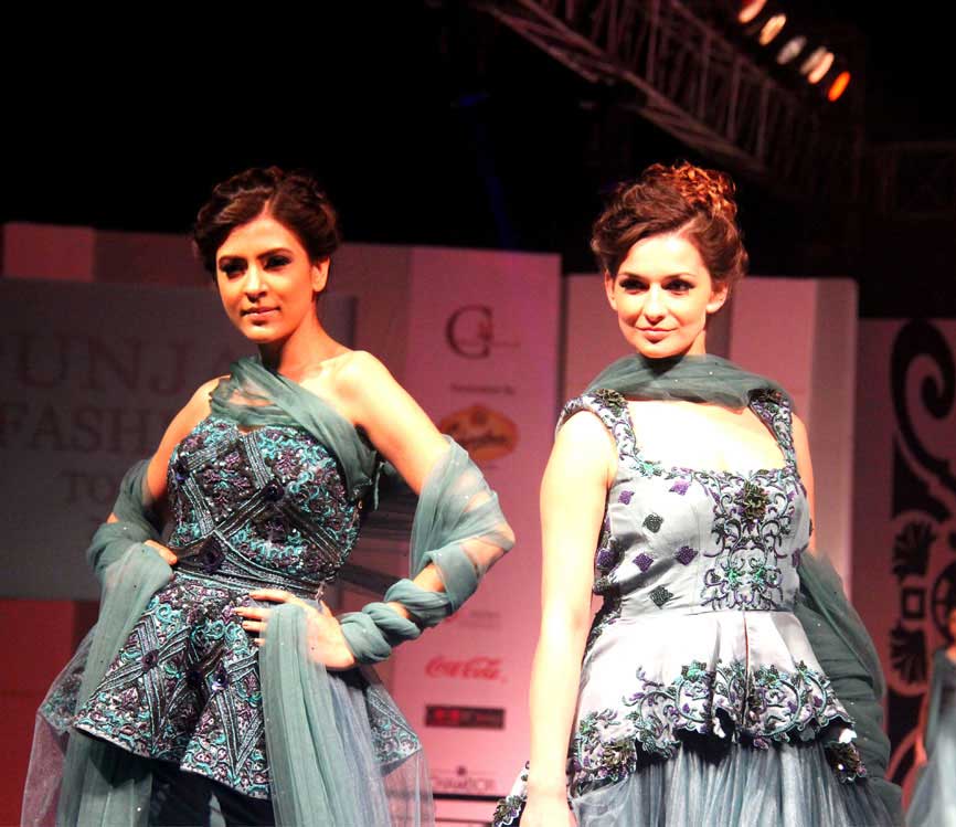 Lalit Dalmia Vedic Mantra collection at Punjab Fashion Tour 2015